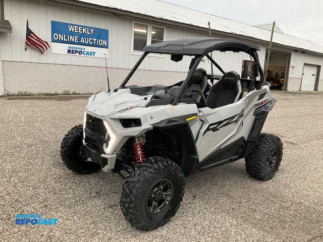 Lot 2-61378 - 2022 Polaris RZR Trail S 1000 Ultimate UTV