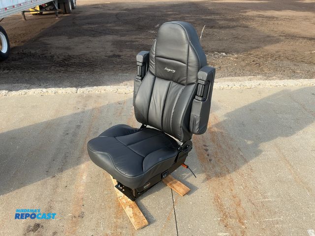 Lot 2-11507 - New Seats Legacy Silver Air Ride Semi Truck Seat with Arm Rests