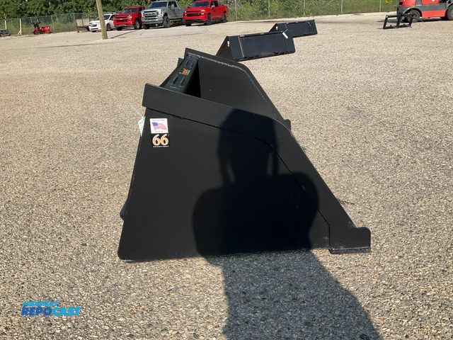 Lot 2-61942 - New Tomahawk 66" Snow/ Mulch Bucket Quick Attach Welded on High Carbon Cutting Edge