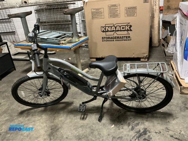 Lot 2-74968 - Ascend cabrillo 6061 aluminum fabrication electric cruiser bike-grey (with manual, charger, and key)