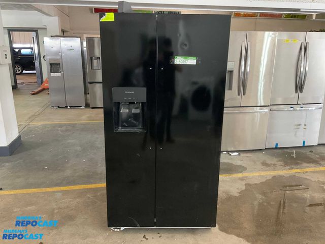 Lot 2-60910 - Scratch & Dent Frigidaire  FRSS2623ABG Refrigerator/Freezer