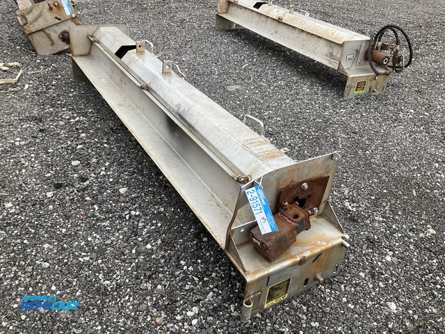 Lot 2-91571 - Swenson Spreader Under Tailgate Spreader Salt