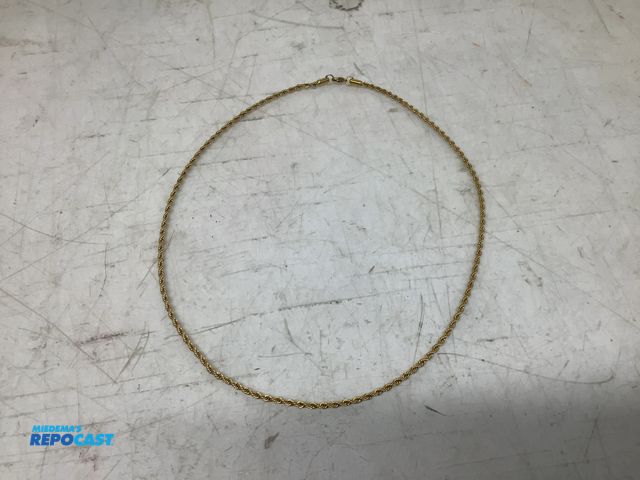 Lot 2-74104 - New Gold rope twisted link designed chain necklace