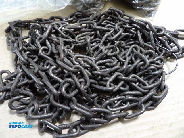 Lot 2-58280 - Lot of (3) new Dayton Chain 10' l each, black hand chain #GHH021-10' #46G442