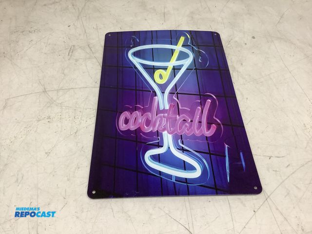 Lot 2-76352 - Cocktail metal tin sign approx. 8”x12”