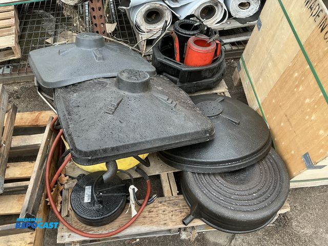 Lot 2-60982 - Skid lot of misc. includes: portable oil drain pan, retractable power cord reel, plastic transmissio...