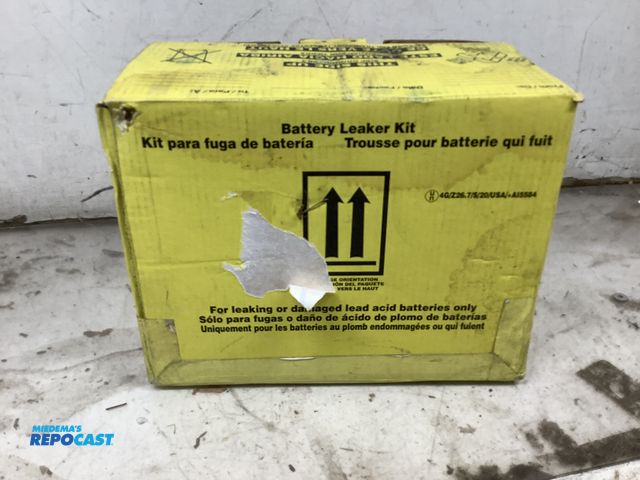 Lot 2-27962 - Quick Cable battery leak kit