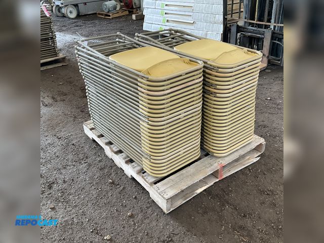 Lot 2-21851 - Approximately 50 Plastic Folding Chairs Metal Frame