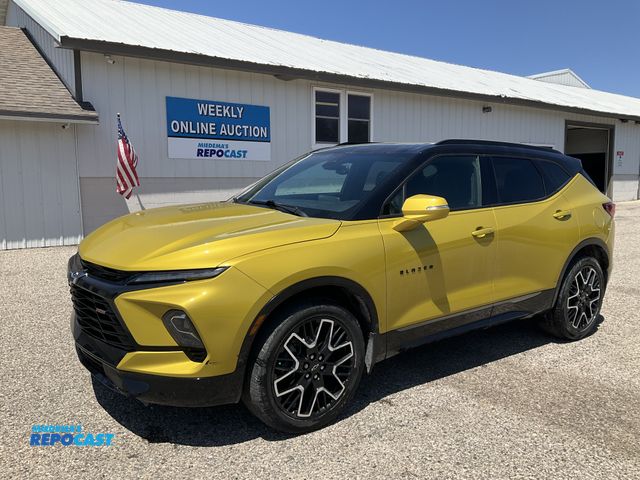 Lot 2-61292 - 2023 Chevrolet Blazer RS SUV AWD