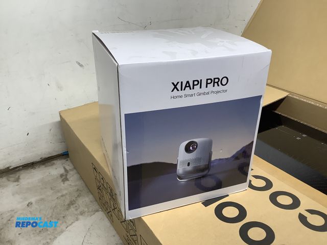 Lot 2-92302 - Smart Gimbal Projector