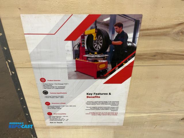 Lot 2-41176 - New SDLANCH TC311 Tire Changer, 220/380 Volt, 1040mm Max Wheel Diameter, 12-24" Rim Diameter, Crate ...