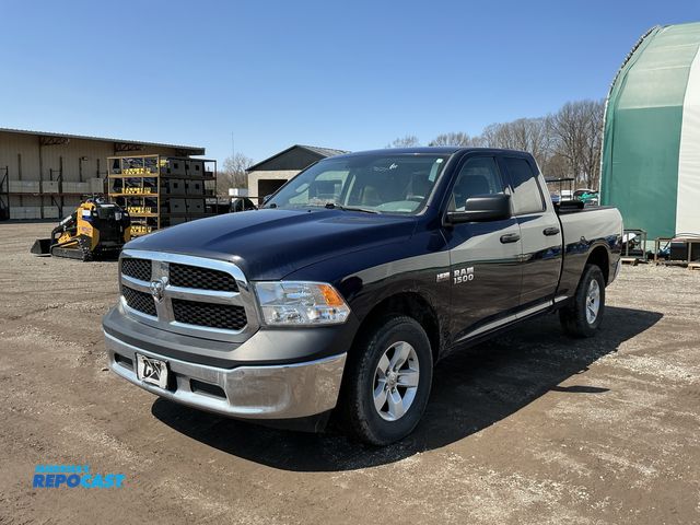 Lot 2-91222 - 2017 Ram 1500 Tradesman Crew Cab Standard Box Pickup Truck 4x4