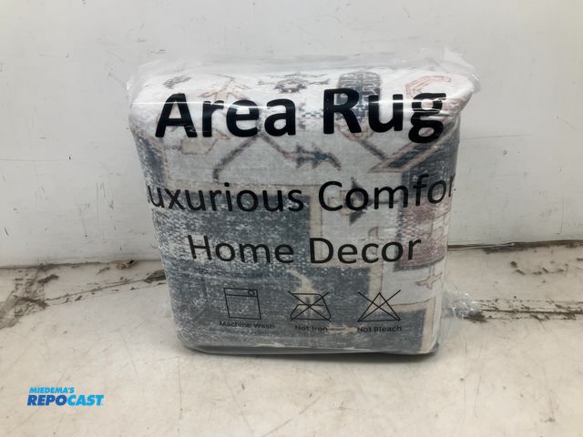 Lot 2-92788 - New area rug, unknown size