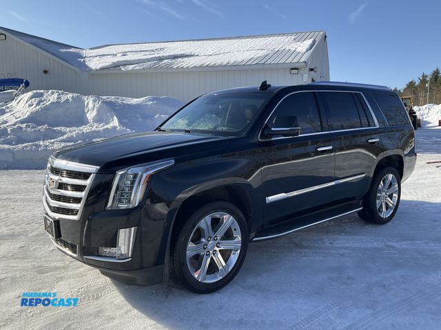 Lot 2-60873 - 2016 Cadillac Escalade Luxury SUV 4x4