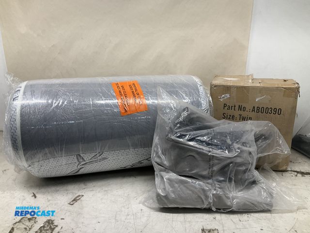 Lot 2-33258 - 2 twin blow up air mattresses, and a gel memory foam mattress