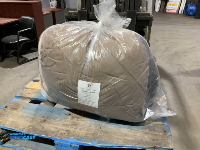 Lot 2-15201 - 1 4 Piece RV Bedding Set- 92”x92”