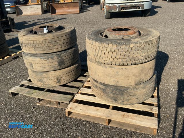 Lot 2-11199 - (6) Assorted Used 265/70R19.5 Tires on Steel 10-lug Wheels
