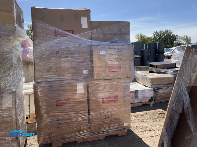 Lot 2-33375 - Stack of what appears of be patio furniture - TKO25-1 - unknown make and model