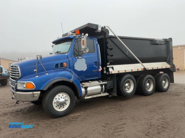 Lot 2-42866 - 2006 Sterling LT9500 Tri-Axle Dump Truck