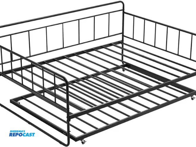 Lot 2-35993 - Black Bedroom Set Lot of (1) vevor daybeds model YJX-FB-001 black metal frame new