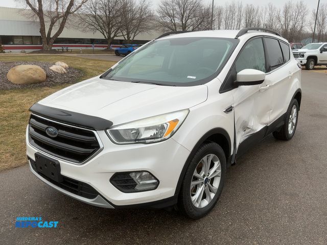 Lot 2-47065 - 2017 Ford Escape SE SUV FWD