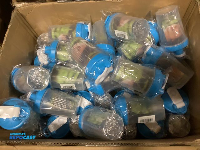 Lot 2-35099 - Approximately 85 plastic 12oz shaker cups with stainless whisk ball