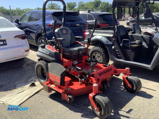 Lot 2-75417 - Gravely Pro turn 160 Zero-Turn Lawn Mower