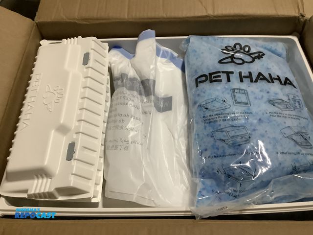 Lot 2-39517 - Lot of (1) pet haha litter kit with box and 4 bags of litter salt