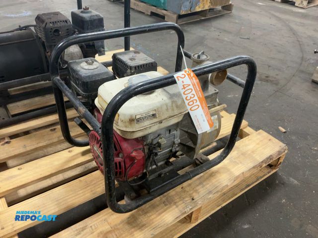 Lot 2-40360 - Mustang ST-20GX 2" Semi-Trash Pump, Honda 4hp Gas Engine with Recoil Start, top fitting on pump loos...
