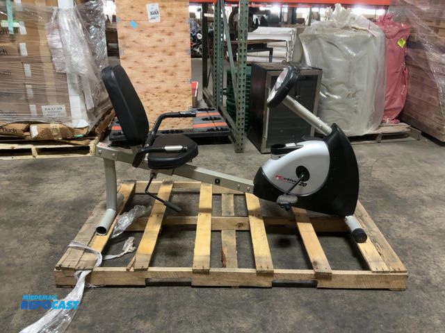 Lot 2-18780 - Schwinn Fitness Active 20 Stationary Exercise Bike