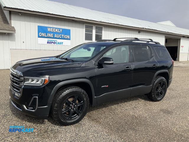 Lot 2-61084 - 2022 GMC Acadia AT4 SUV FWD
