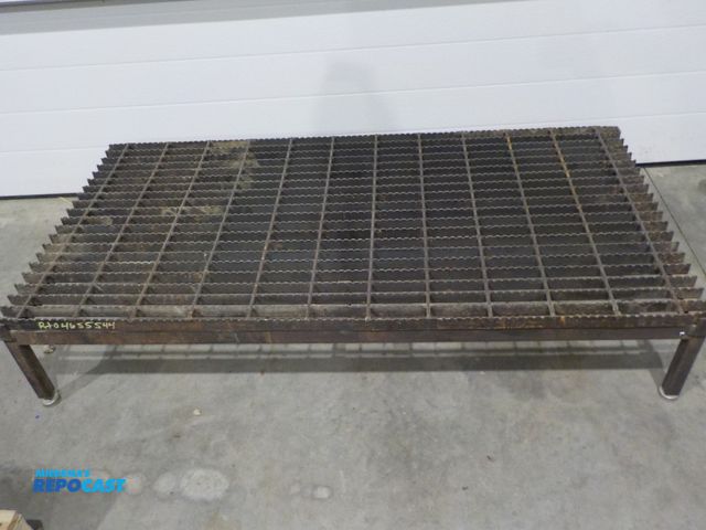 Lot 2-37882 - Metal Step Up Grate Stand, Frame, 48'' x 24'' x 9 1/2'' Tall