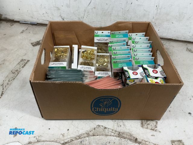 Lot 2-95026 - Lot of decorative paper clips and binder clips, green/pink passport holders, and Giggle Zone 12 side...