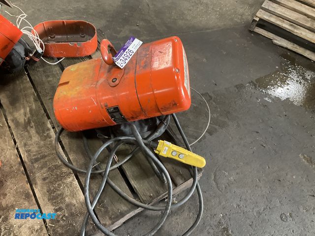 Lot 2-34926 - CM Lodestar 1 ton electric chain fall hoist, 440-480 volt 3 phase electric, working condition unknow...