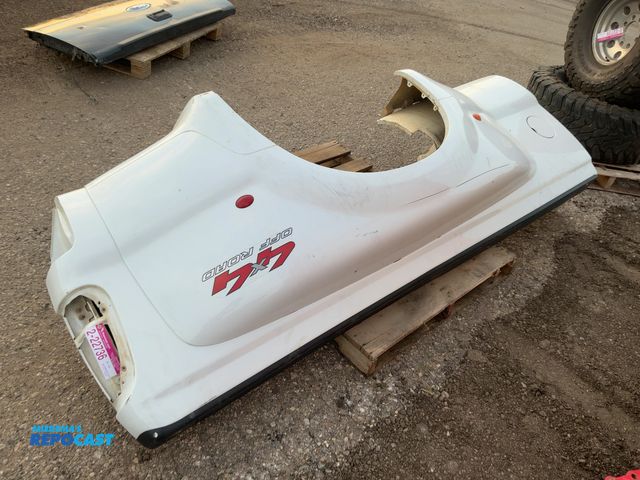Lot 2-22736 - Used Cut Off Drivers Side Box Side for 2008-2014 Ford F-350 Super Duty Dually Trucks, has scratches ...