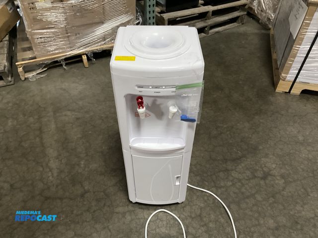 Lot 2-27603 - Costway EP22277US Hot and cold Water dispenser (white)