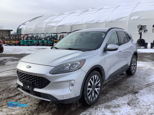 Lot 2-40915 - 2020 Ford Escape Titanium SUV AWD