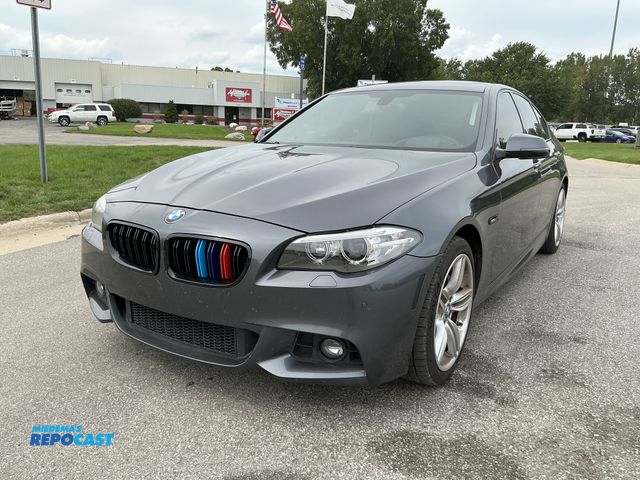 Lot 2-27014 - 2015 BMW 535i xDrive Sedan AWD