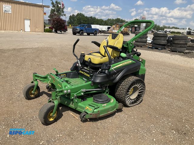 Lot 2-34153 - 2021 John Deere Z994 R Diesel 60” Commercial Zero Turn Lawn Mower