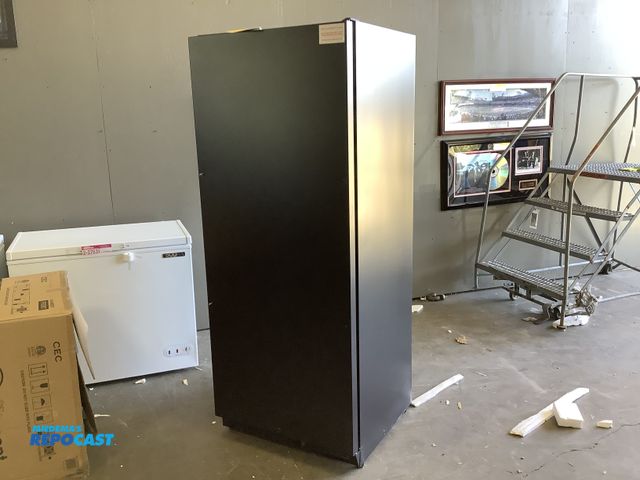 Lot 2-27786 - New Scratch & Dent Electric Free Standing Vinotemp EL-300GFEBRR Large dual zone wine cooler
