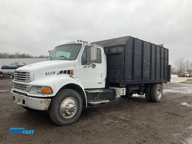 Lot 2-42456 - 2002 Sterling Acterra Chip Truck