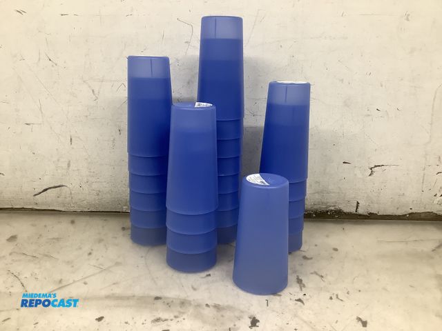Lot 2-35674 - Lot of (24) blue plastic 26oz tumbler/cup
