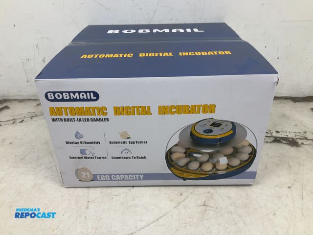 Lot 2-92273 - Bobmail automatic digital incubator, 21 egg capacity