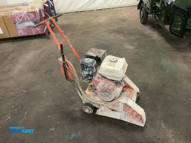 Lot 2-40362 - Norton Model C-115 Concrete Saw, Honda 11hp Gas Engine with Recoil Start, 14" Blade Capacity, no bla...