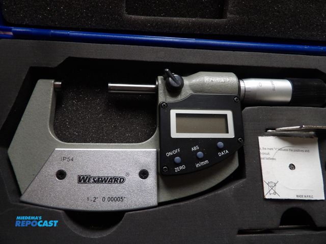 Lot 2-53217 - Lot of (2) New Westward digital outside micrometers 1-in-2/25mm to 50mm "/metric, 1P54 #2YMZ6