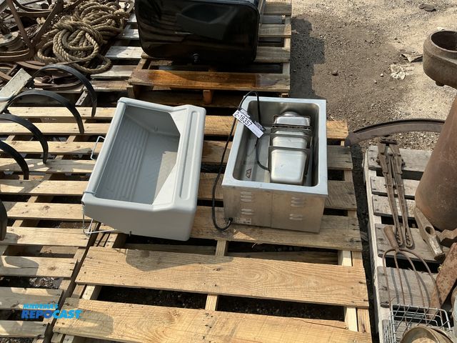 Lot 2-18357 - Resturant Warming Pan w/ Stainless Steel Bins.