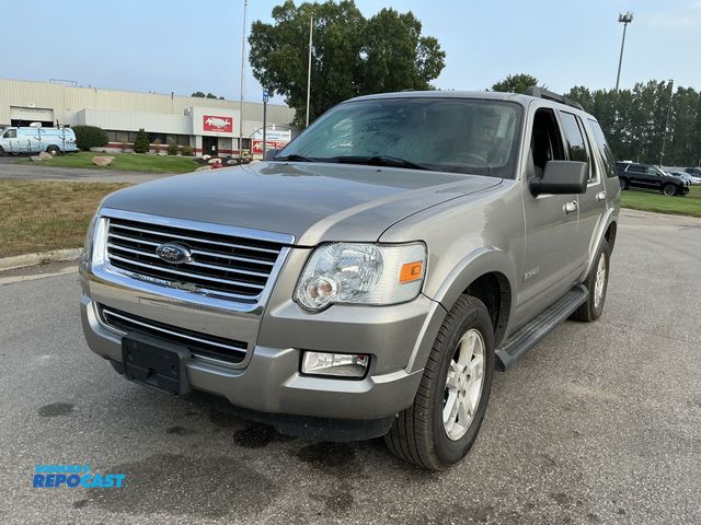 Lot 2-16307 - 2008 Ford Explorer XLT SUV 4x4