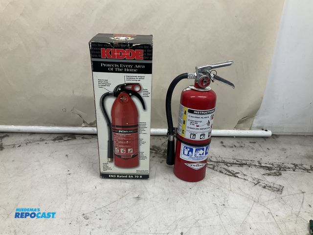 Lot 2-67082 - Amenex Fire Extinguisher Fully charged and ready to go, Kidde Fire Extinguisher- Foam Used for oil G...