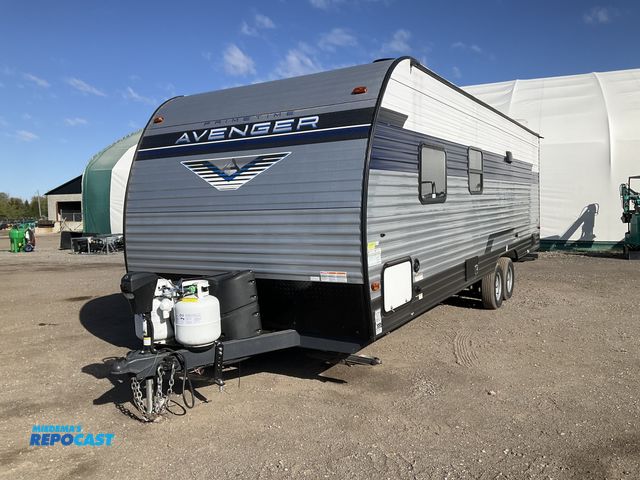 Lot 2-70071 - 2022 Avenger 26BK Camper Travel Trailer