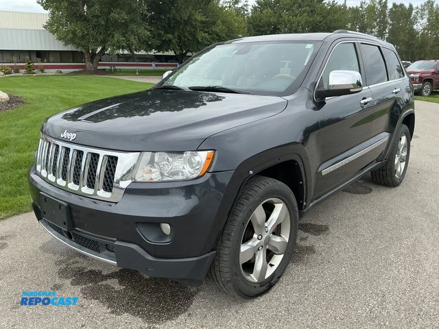Lot 2-45176 - 2012 Jeep Grand Cherokee Overland SUV 4x4